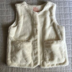 Kids Girls Boys Cozy Faux Fur Vest in Cream; Cat & Jack; like new size L, 10-12
